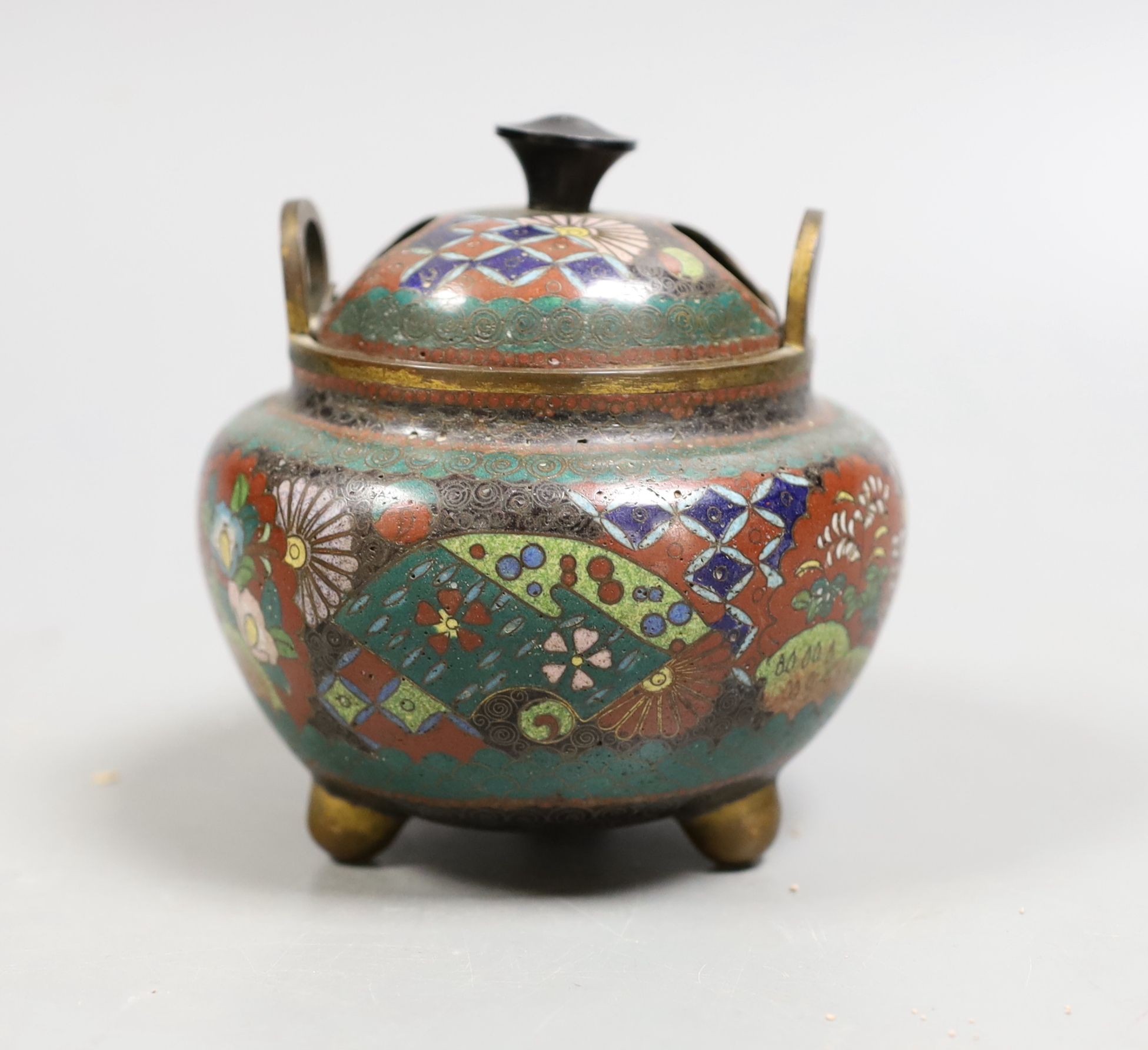 A small Japanese cloisonné enamel censer and cover, 10 cms high.